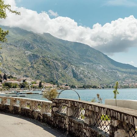 Apartments Dabinovic Kotor Exterior photo